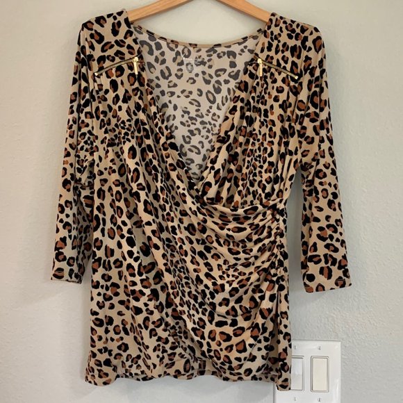 Lane Bryant Tops - Lane Bryant stretchy leopard print crossover top with zipper detail